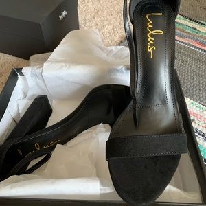 Lulus black suede heels